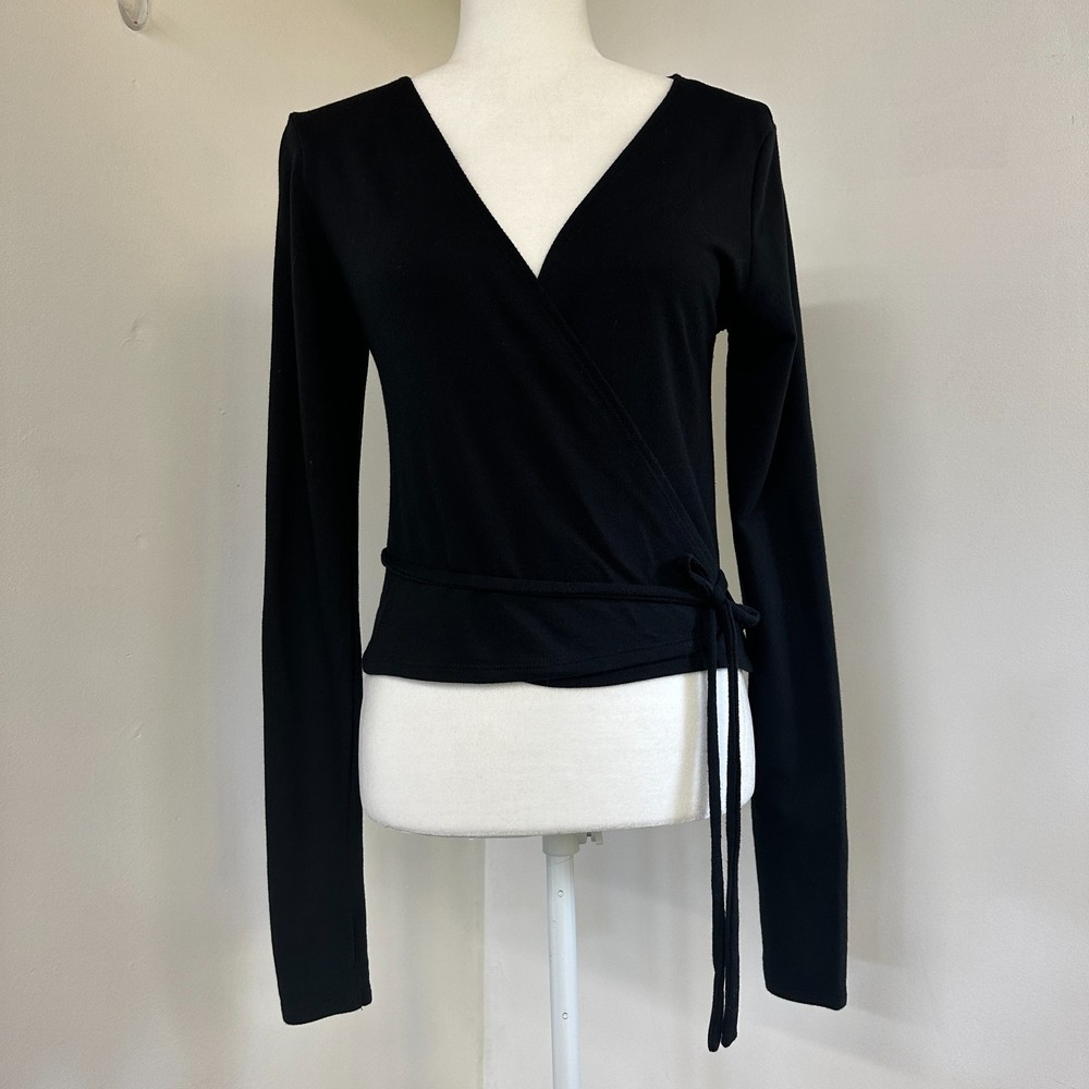 Fabletics Long Sleeve Wrap Top Size M